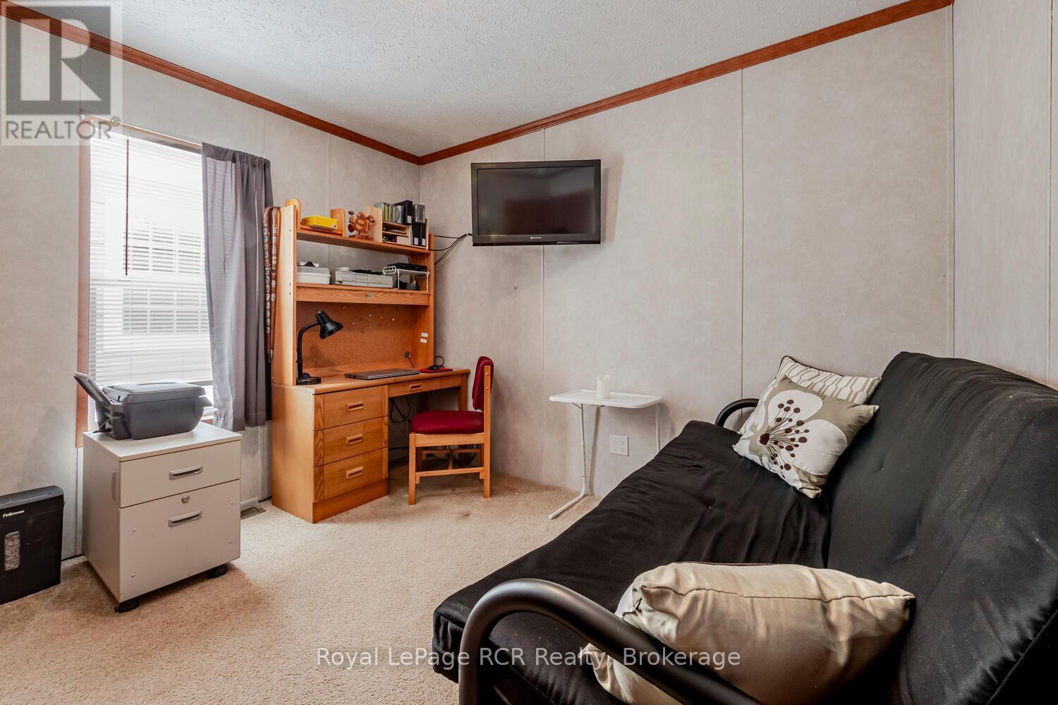37 Sussex Square, Georgian Bluffs, Ontario  N4K 5N5 - Photo 17 - X12902324
