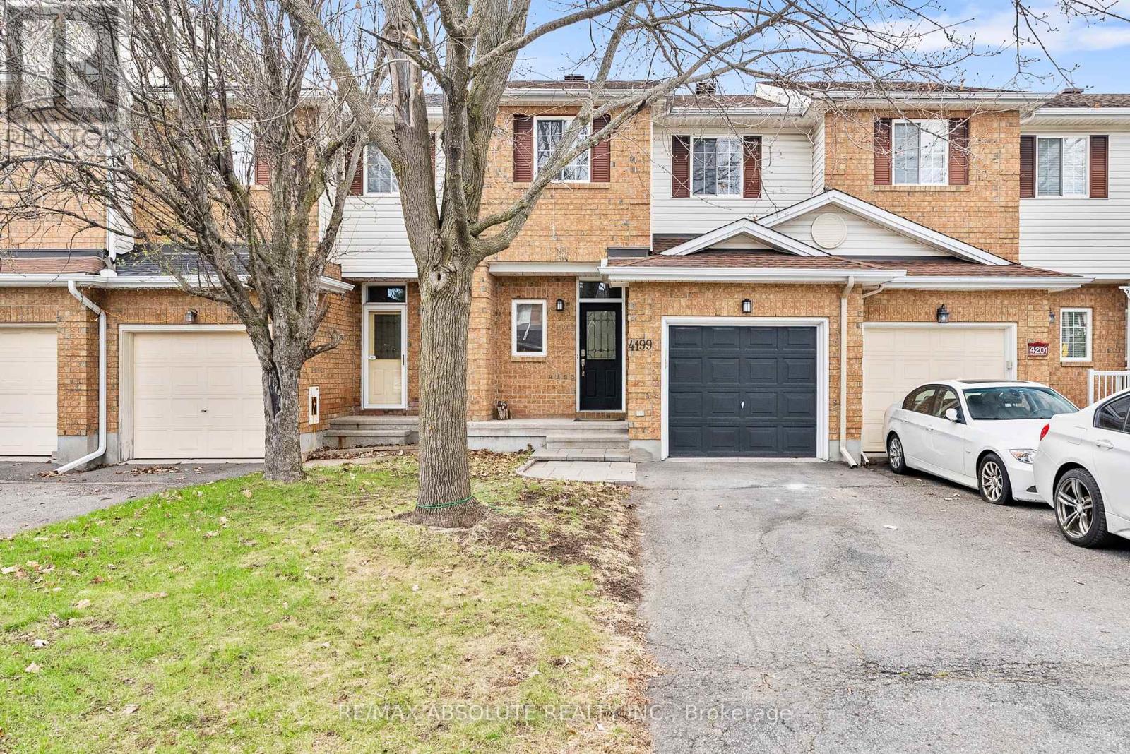 4199 Owl Valley Drive, Ottawa, Ontario  K1V 1L9 - Photo 1 - X13140272
