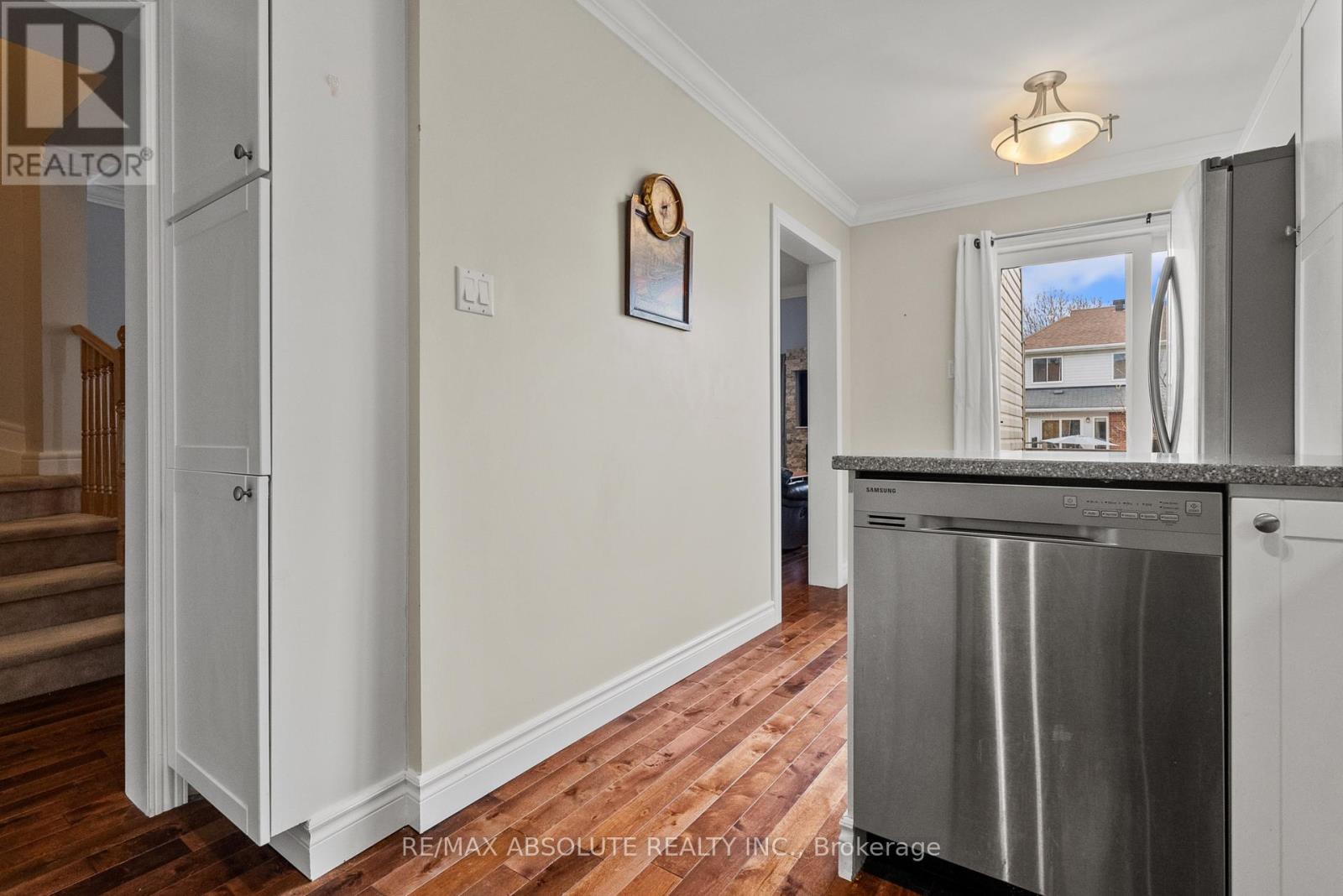 4199 Owl Valley Drive, Ottawa, Ontario  K1V 1L9 - Photo 11 - X13140272