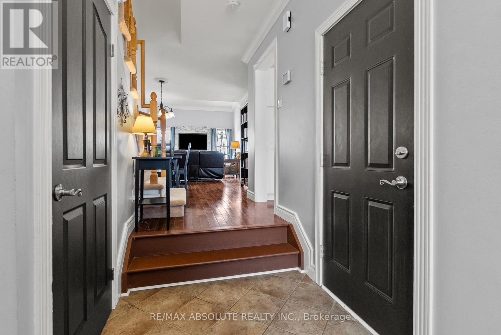4199 Owl Valley Drive, Ottawa, Ontario  K1V 1L9 - Photo 3 - X13140272
