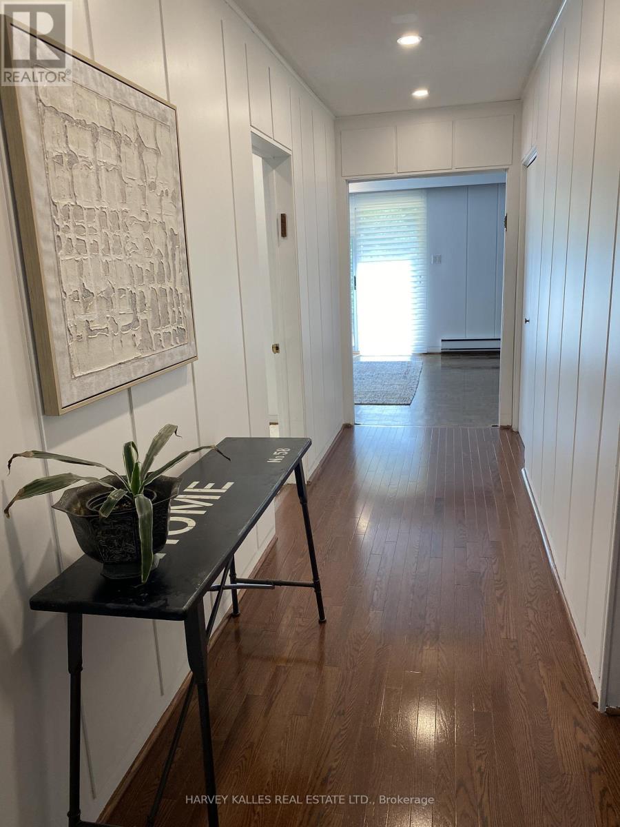 71 Prue Avenue, Toronto, Ontario  M6B 1R6 - Photo 25 - C13101780