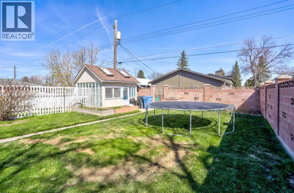 1021 9 Avenue N, Lethbridge, Alberta  T1H 1G2 - Photo 43 - A2306616