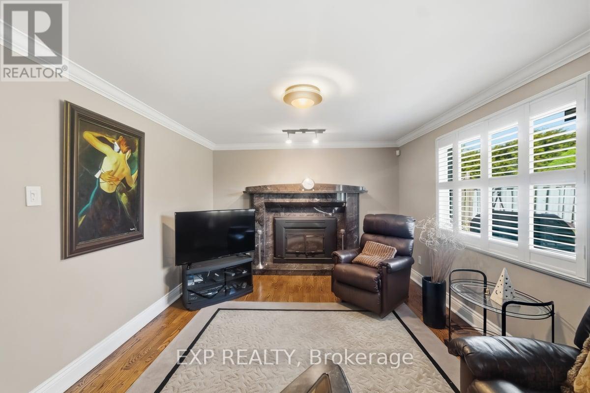 419 Michelle Row W, Mississauga, Ontario  L5A 3H2 - Photo 14 - W13118794