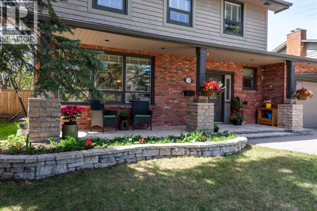 7316 Kananaskis Drive SW, Calgary, Alberta  T2V 2N2 - Photo 3 - A2311196