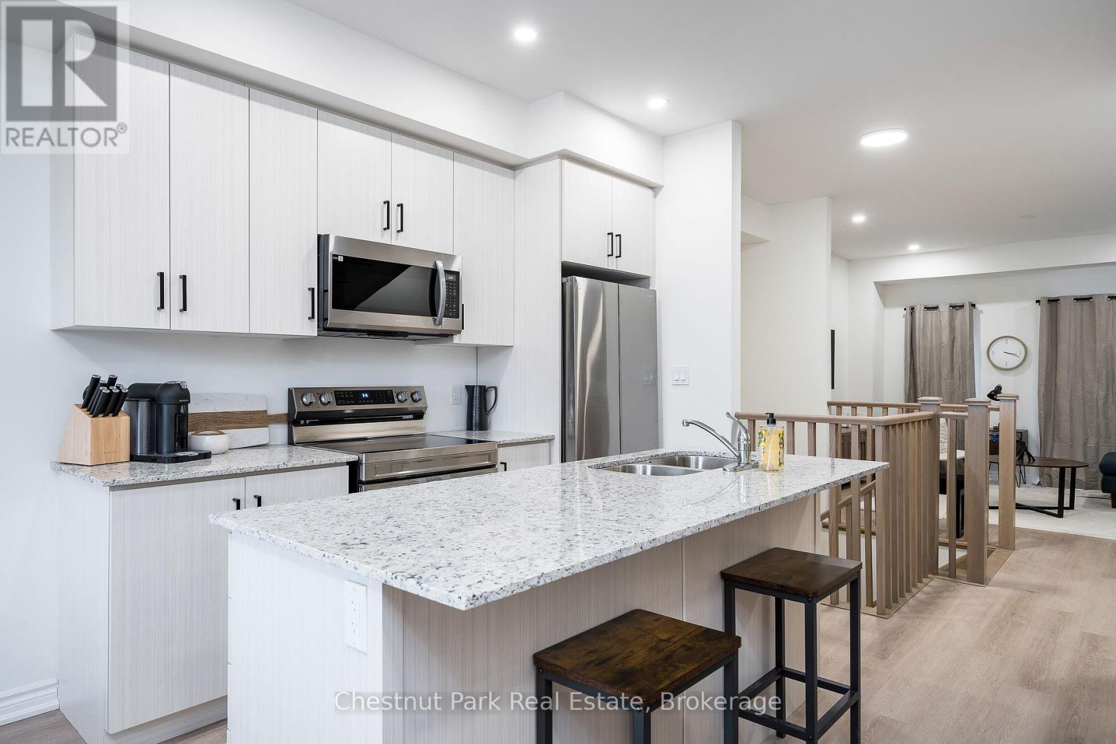 3 - 35 Dawson Drive, Collingwood, Ontario  L9Y 5T1 - Photo 6 - S13072010