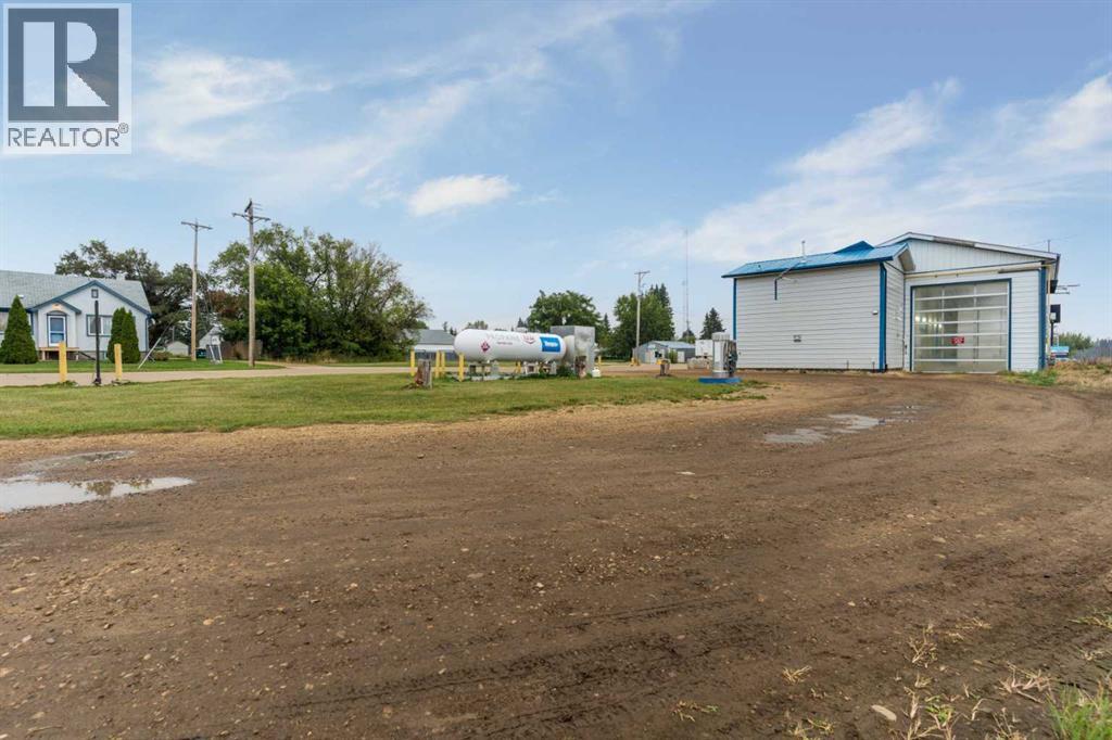 2 Railway Avenue N, Hay Lakes, Alberta  T0B 1W0 - Photo 20 - A2311840