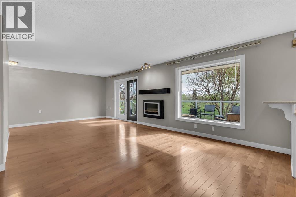 512 Woodside Drive Nw, Airdrie, Alberta  T4B 2C6 - Photo 7 - A2308172