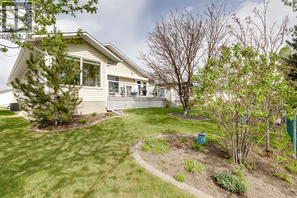 512 Woodside Drive Nw, Airdrie, Alberta  T4B 2C6 - Photo 26 - A2308172