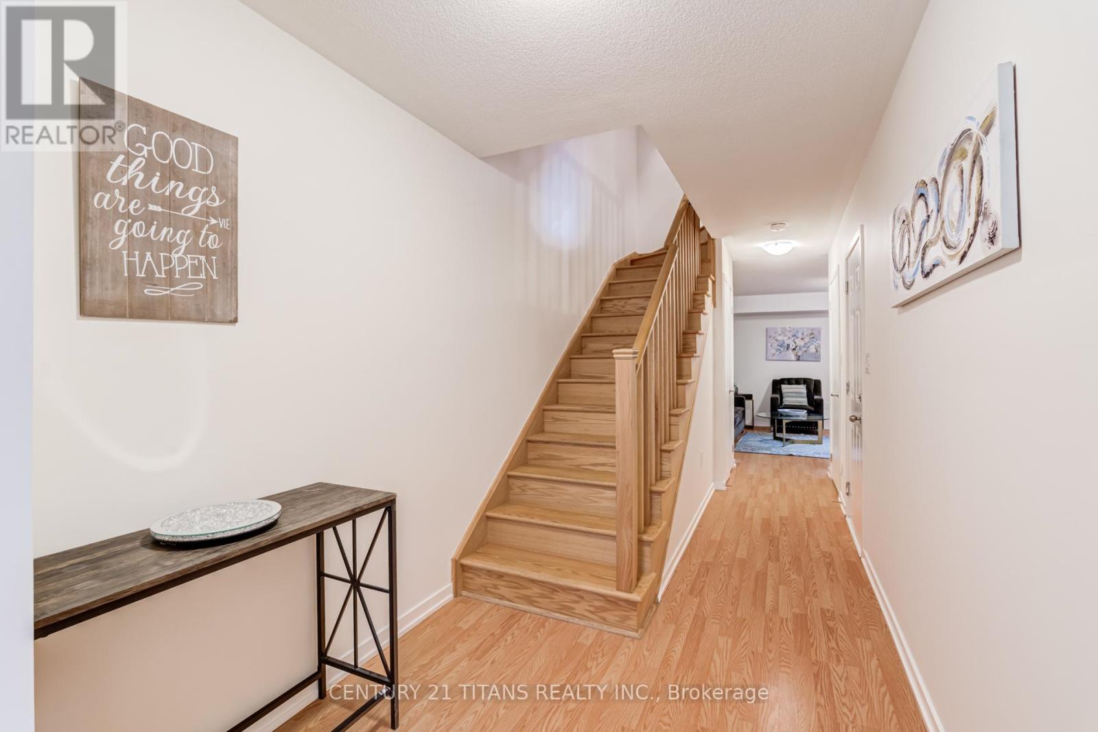 1320 Bradenton Path, Oshawa, Ontario  L1K 1A9 - Photo 6 - E13140274