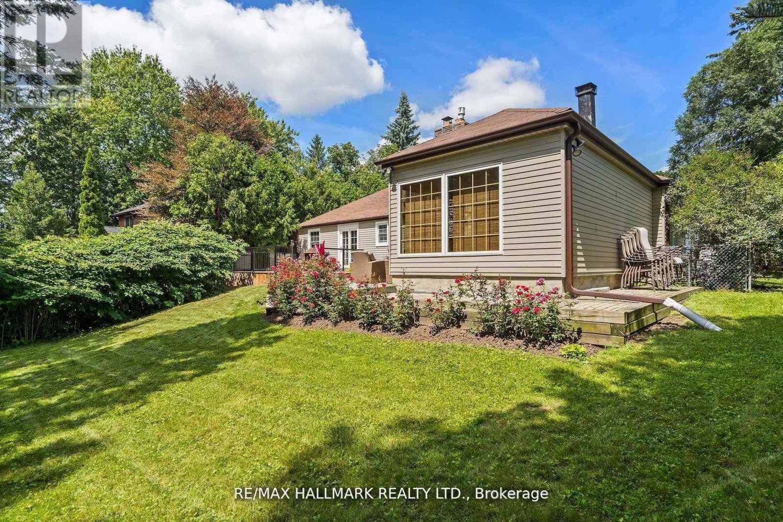 109 Highland Lane, Richmond Hill, Ontario  L4C 3S1 - Photo 37 - N13070962