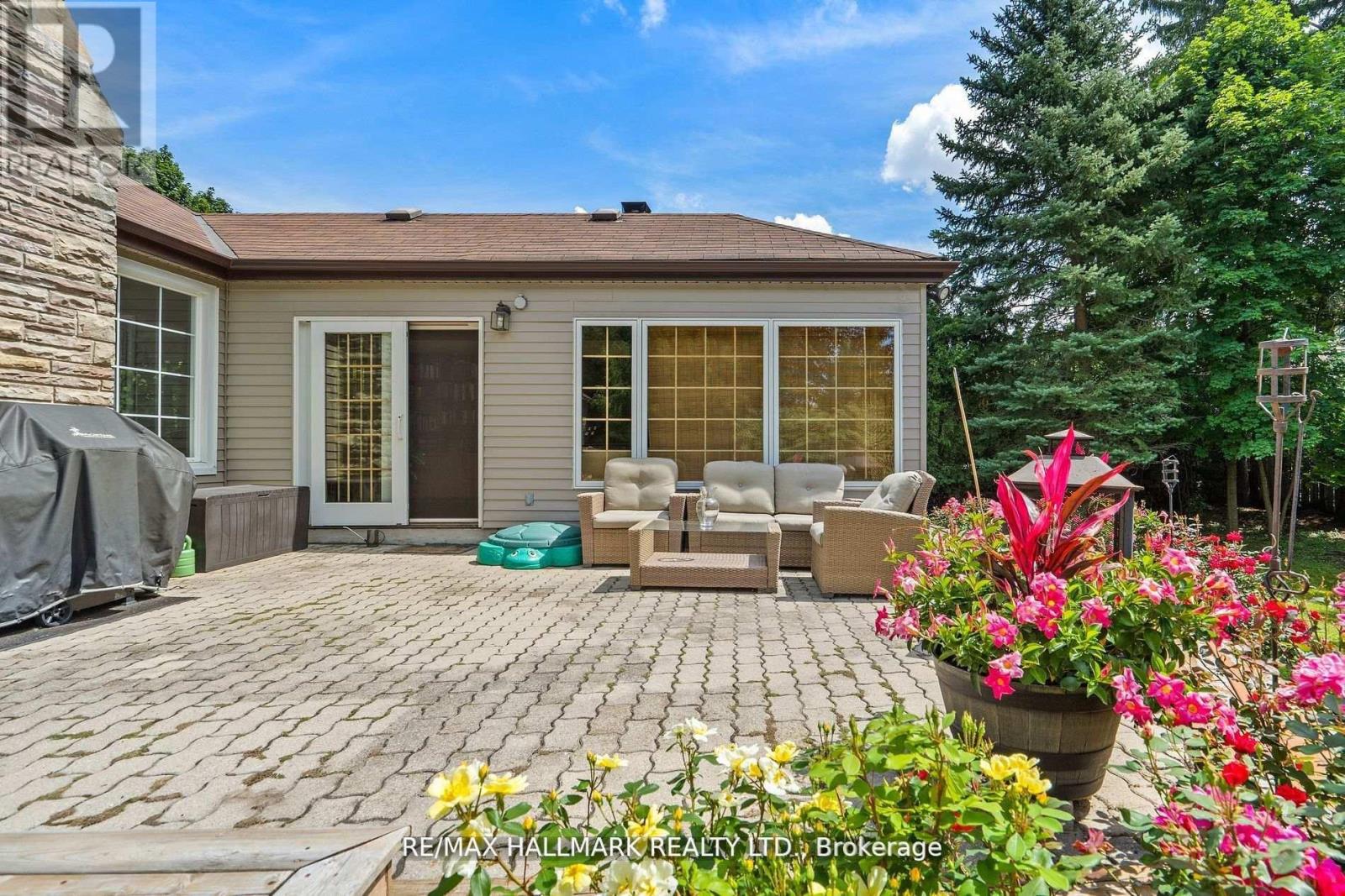 109 Highland Lane, Richmond Hill, Ontario  L4C 3S1 - Photo 38 - N13070962