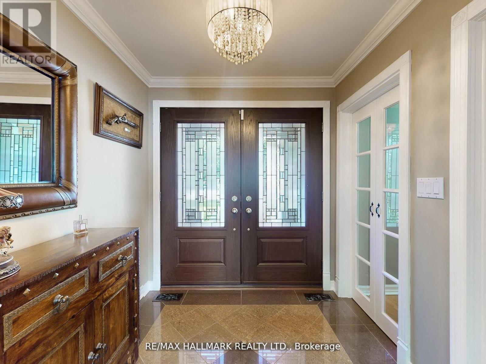 109 Highland Lane, Richmond Hill, Ontario  L4C 3S1 - Photo 6 - N13070962