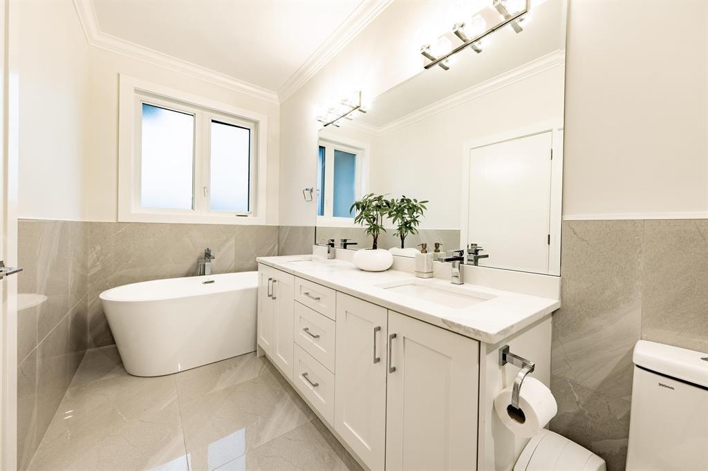 17849 E Barnston Drive, Surrey, British Columbia  V4N 6T4 - Photo 13 - R3123266