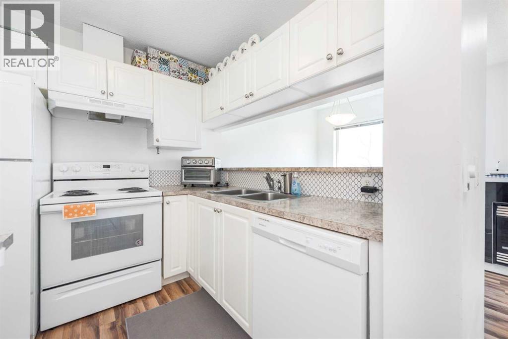 281 Citadel Point Nw, Calgary, Alberta  T3G 5L2 - Photo 8 - A2308564