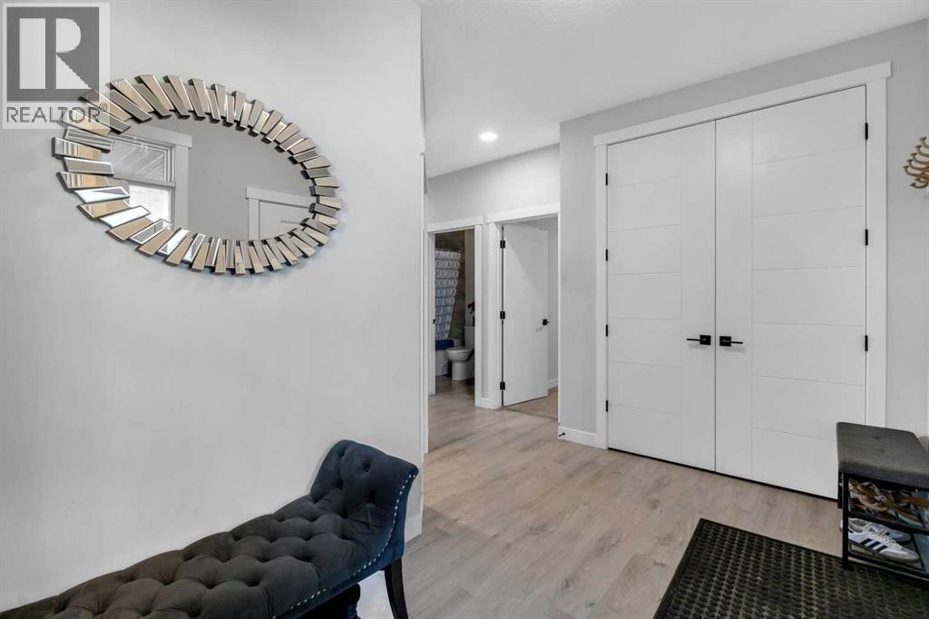 14 Carrington Road NW, Calgary, Alberta  T3P 1L8 - Photo 7 - A2308688