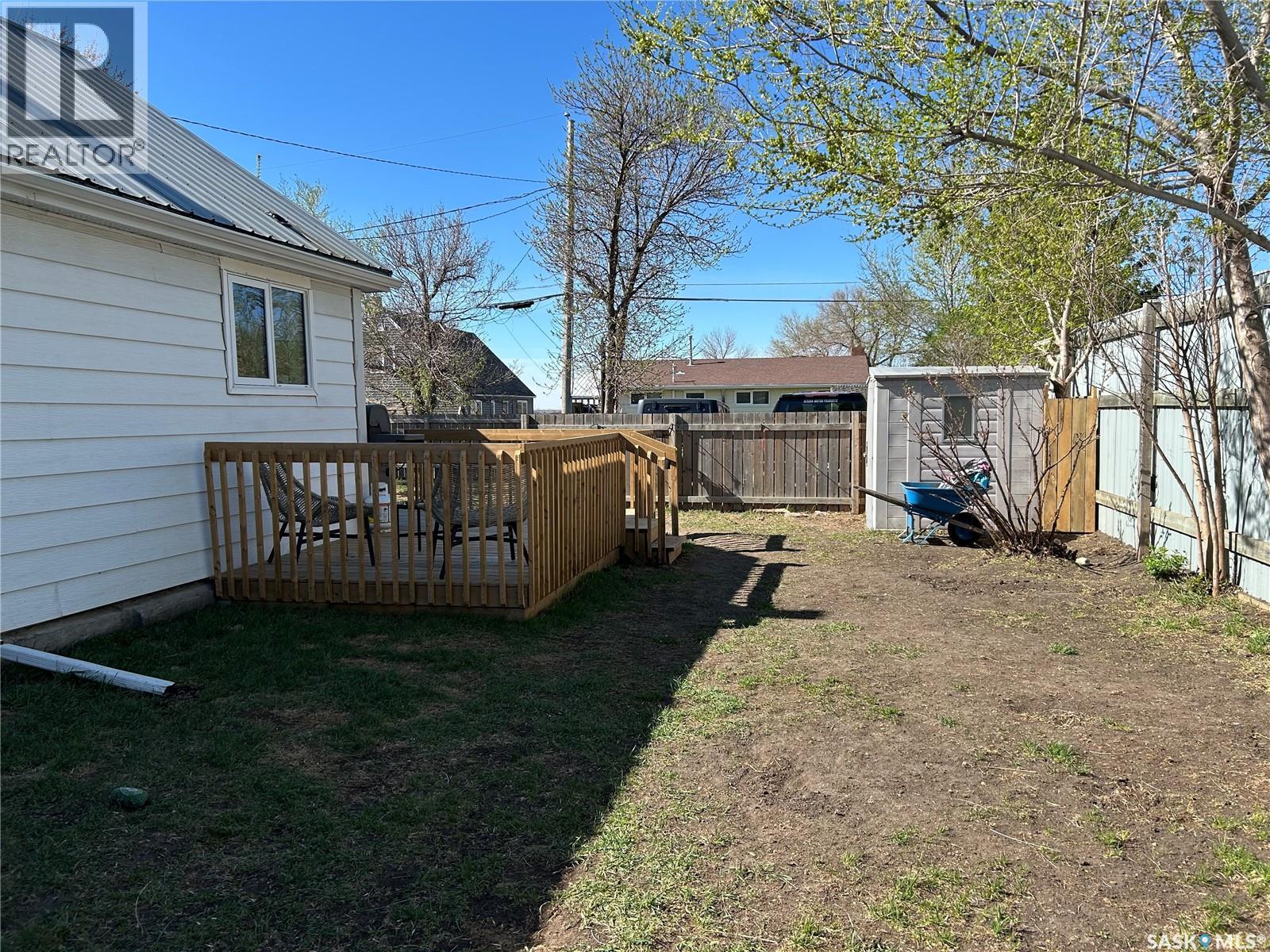 810 1st Street, Estevan, Saskatchewan  S4A 0G3 - Photo 30 - SK036260