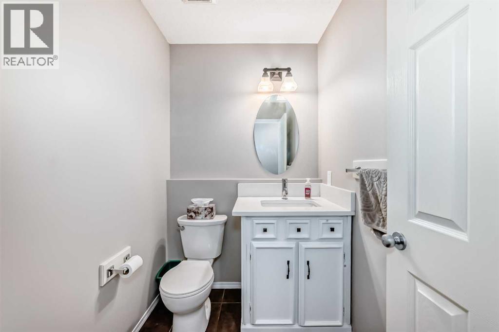 377 Cimarron Boulevard, Okotoks, Alberta  T1S 2L8 - Photo 22 - A2295481
