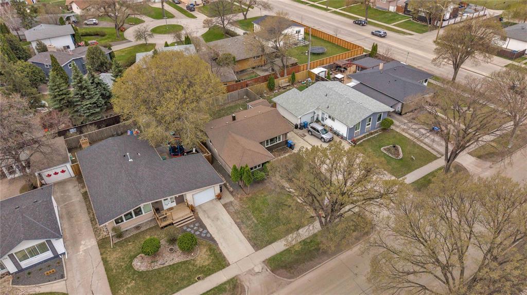 342 Templeton Avenue, Winnipeg, Manitoba  R2V 1S4 - Photo 31 - 202610788