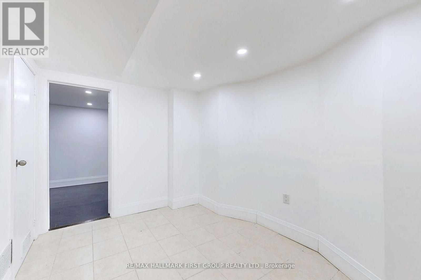 1 Bramwell Drive, Ajax, Ontario  L1S 5L1 - Photo 14 - E12865532