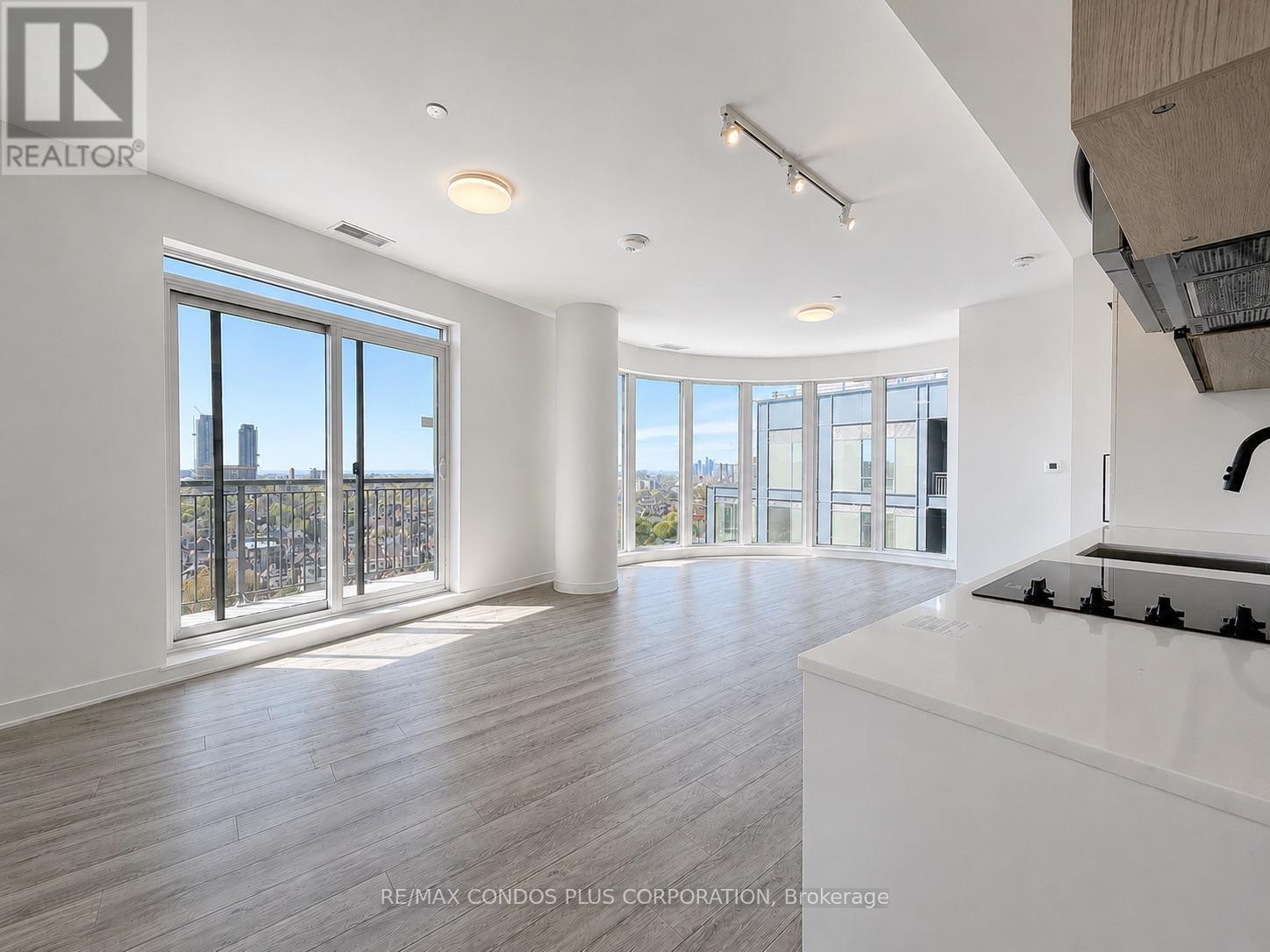 1019 - 1185 Dupont Street, Toronto, Ontario  M6H 0G5 - Photo 4 - W13108096