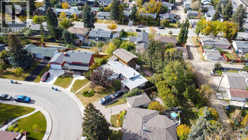 15 Glenview Drive SW, Calgary, Alberta  T3E 4H4 - Photo 4 - A2293402