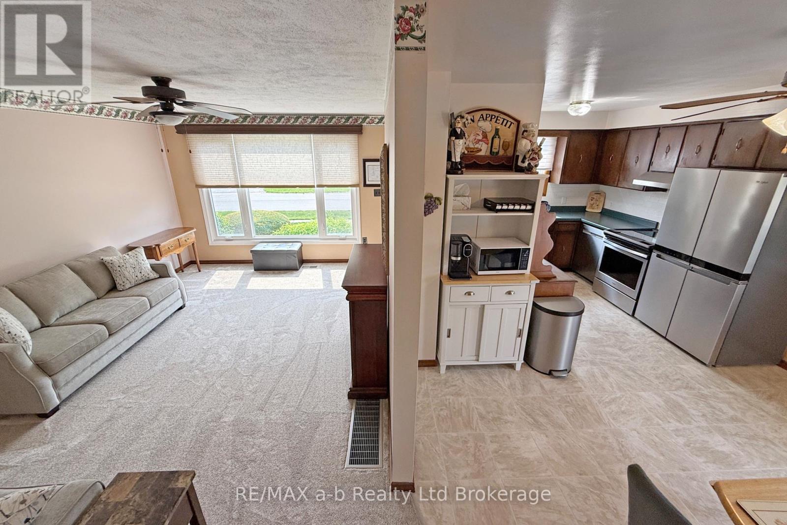 324 Macdonald Drive, Woodstock, Ontario  N4S 8E3 - Photo 7 - X13140304