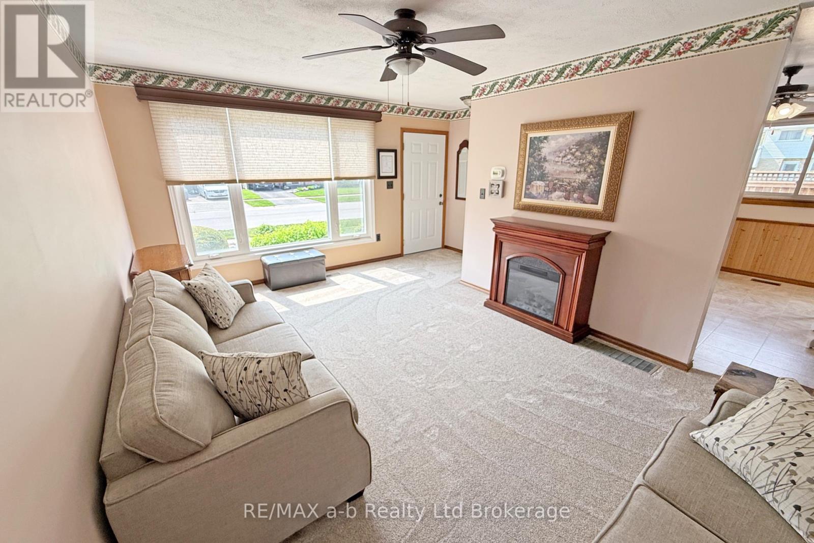 324 Macdonald Drive, Woodstock, Ontario  N4S 8E3 - Photo 8 - X13140304