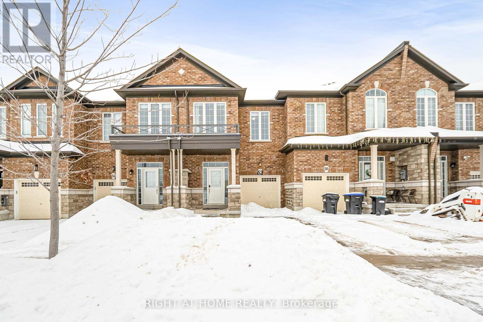 52 VETERANS STREET, Bradford West Gwillimbury, Ontario