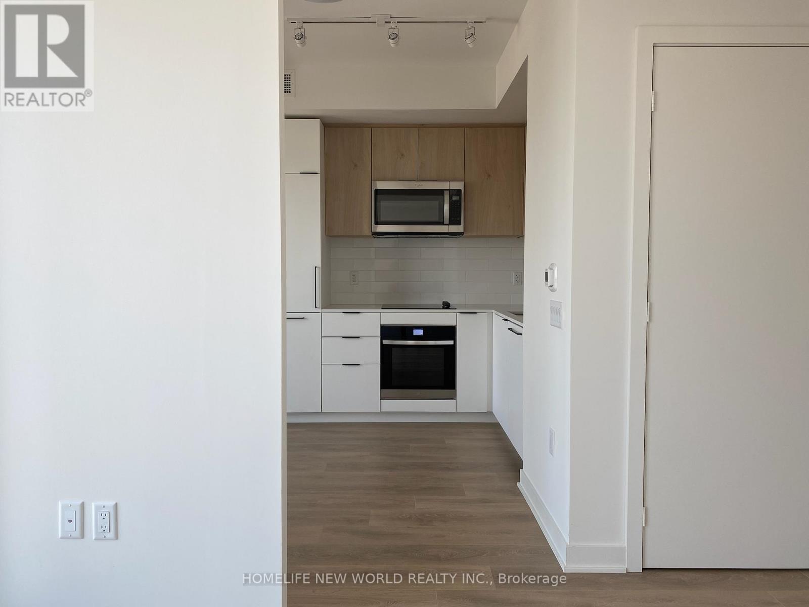 2605 - 1185 Dupont St Street, Toronto, Ontario  M6H 0G5 - Photo 8 - W13140302