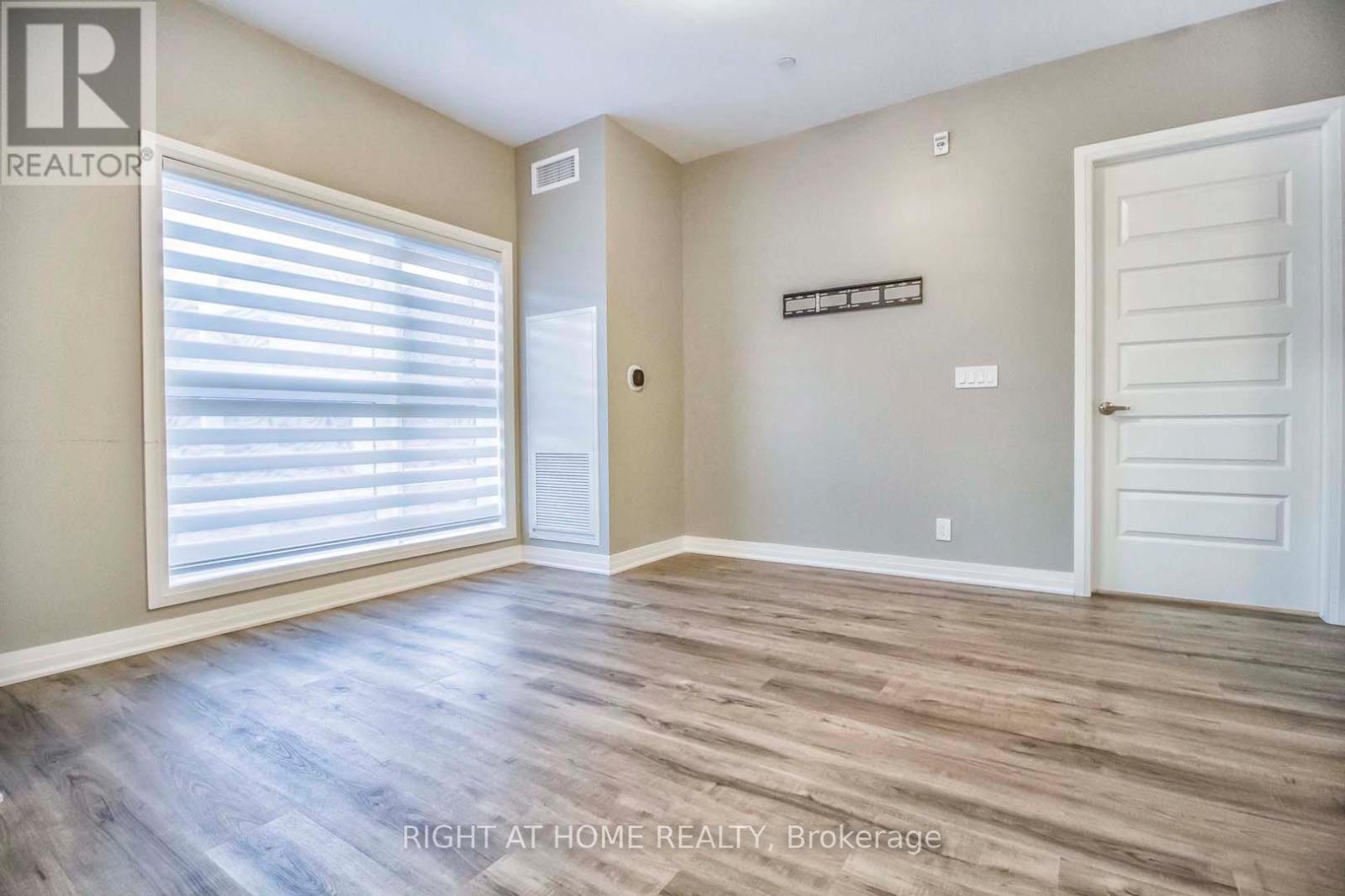 206 - 102 Grovewood Common Circle, Oakville, Ontario  L6H 0X2 - Photo 11 - W13140308