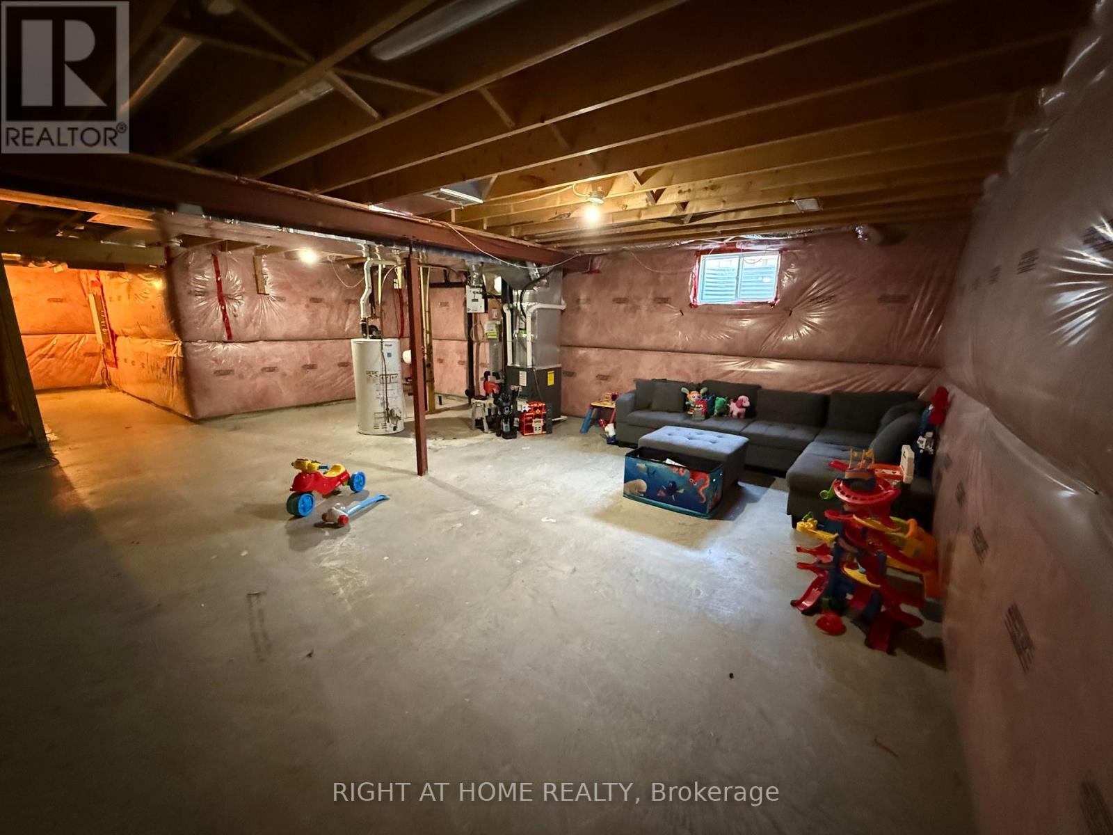 133 Templewood Drive, Kitchener, Ontario  N2R 1Y4 - Photo 15 - X13140306