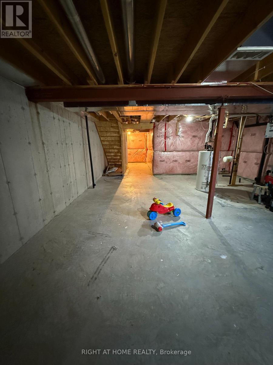 133 Templewood Drive, Kitchener, Ontario  N2R 1Y4 - Photo 17 - X13140306