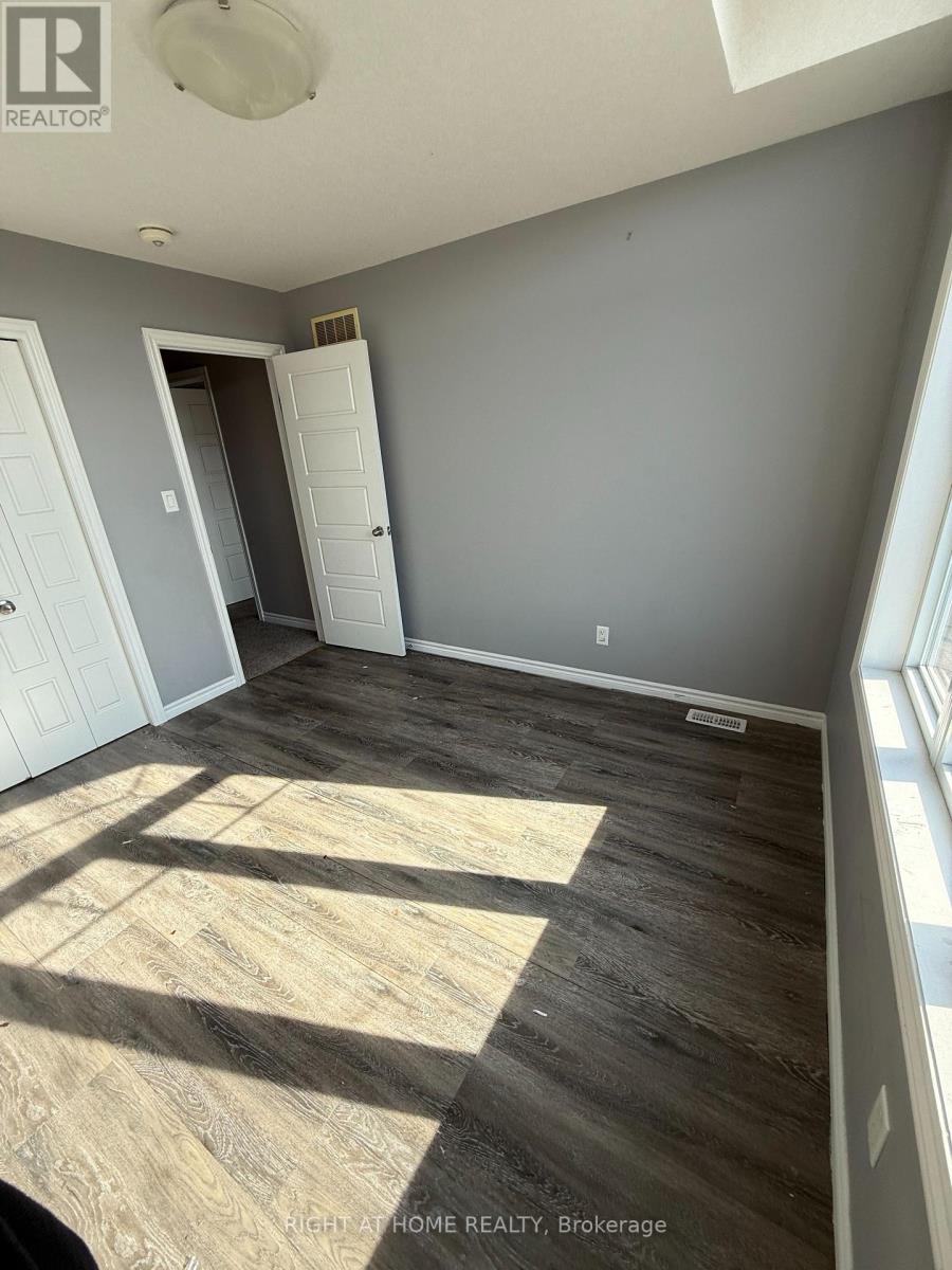 133 Templewood Drive, Kitchener, Ontario  N2R 1Y4 - Photo 23 - X13140306