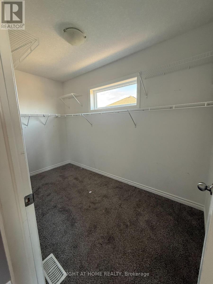 133 Templewood Drive, Kitchener, Ontario  N2R 1Y4 - Photo 29 - X13140306