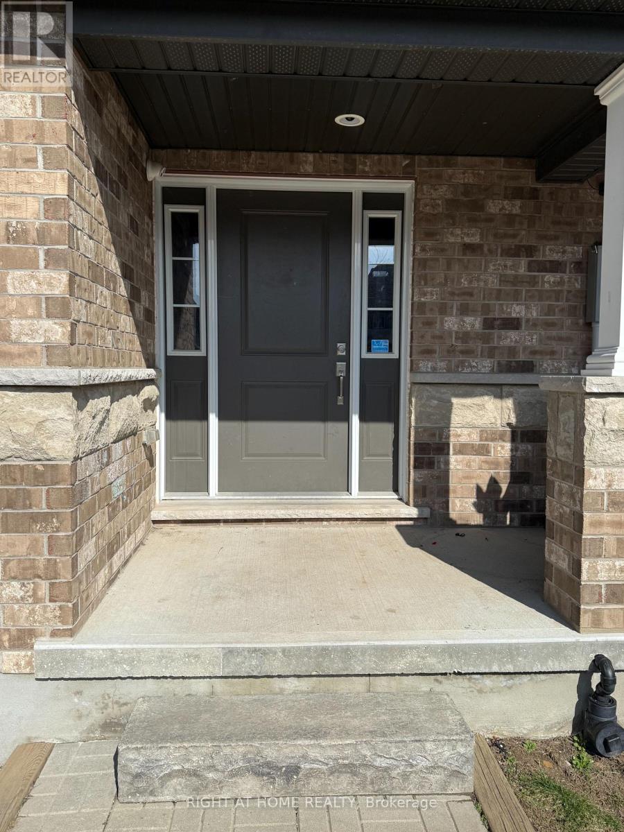 133 Templewood Drive, Kitchener, Ontario  N2R 1Y4 - Photo 45 - X13140306