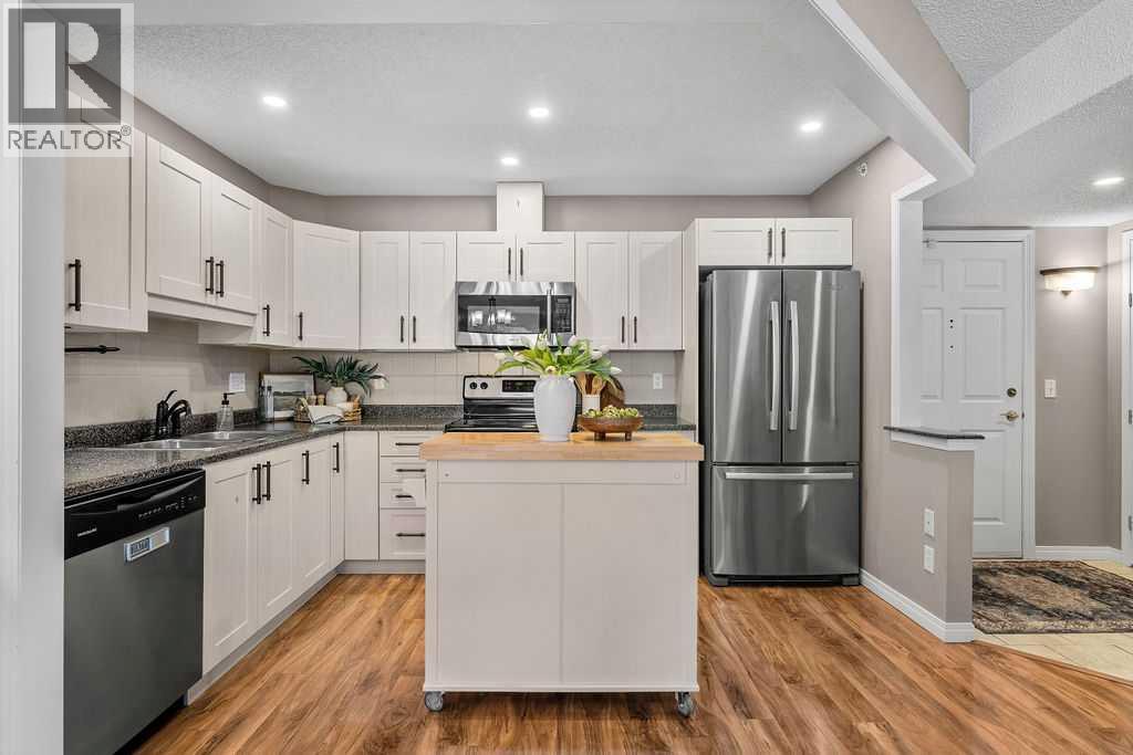 1311, 1311 Hawksbrow Point NW, Calgary, Alberta  T3G 4C9 - Photo 12 - A2306334
