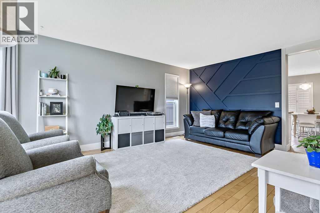 56 Mt Aberdeen Close SE, Calgary, Alberta  T2Z 3M9 - Photo 4 - A2311585