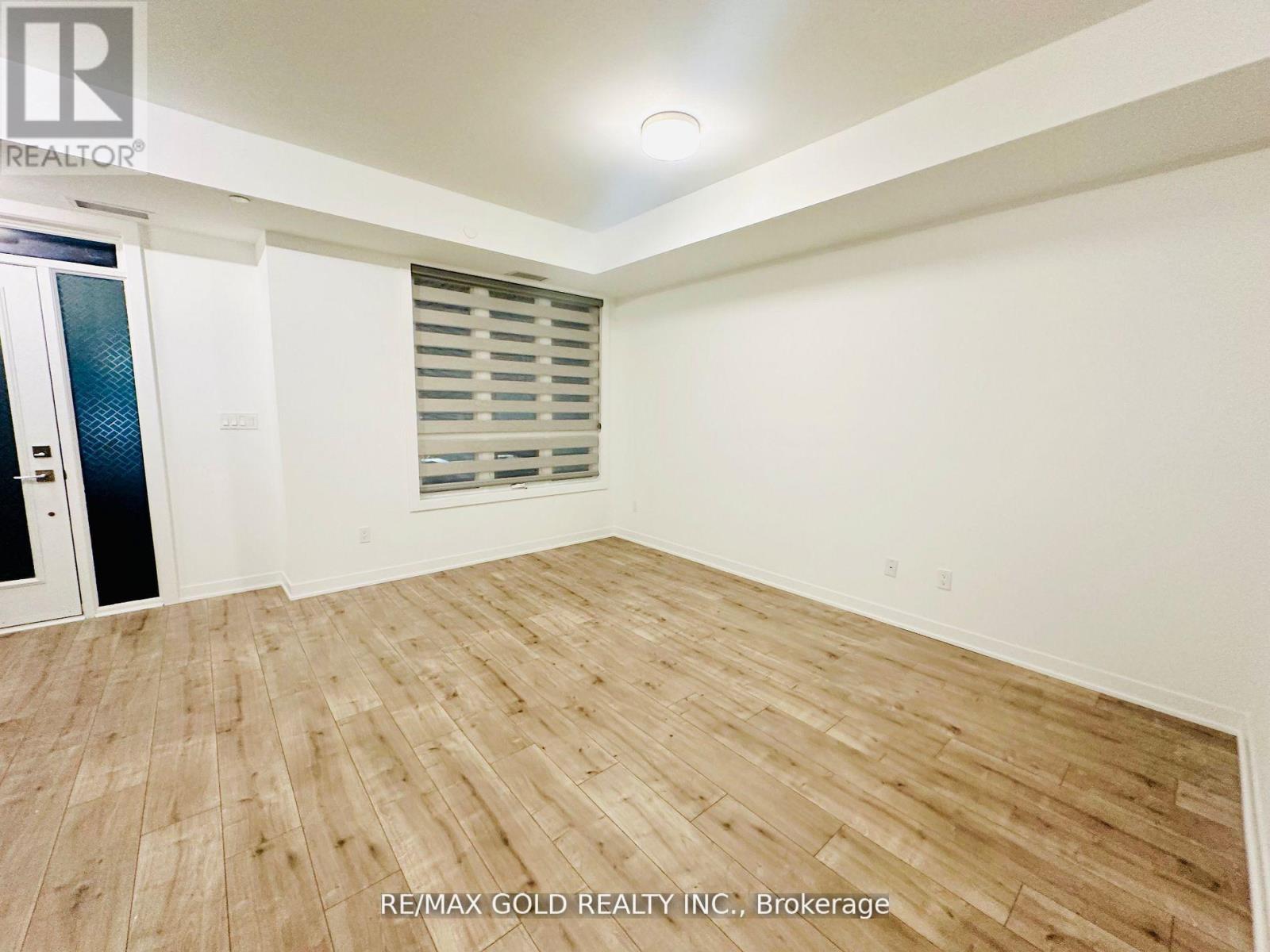 13 - 4015 Hickory Drive, Mississauga, Ontario  L4W 1L1 - Photo 3 - W13140320