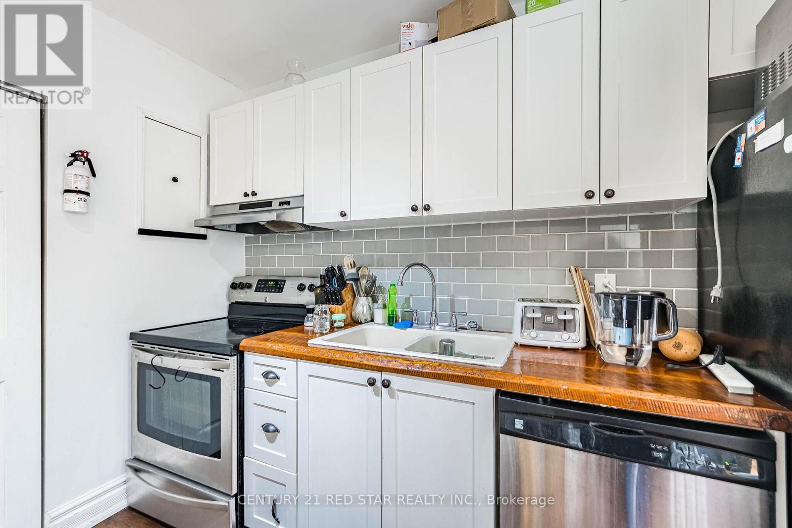 Upper - 144 Bold Street, Hamilton, Ontario  L8P 1V3 - Photo 16 - X13140324