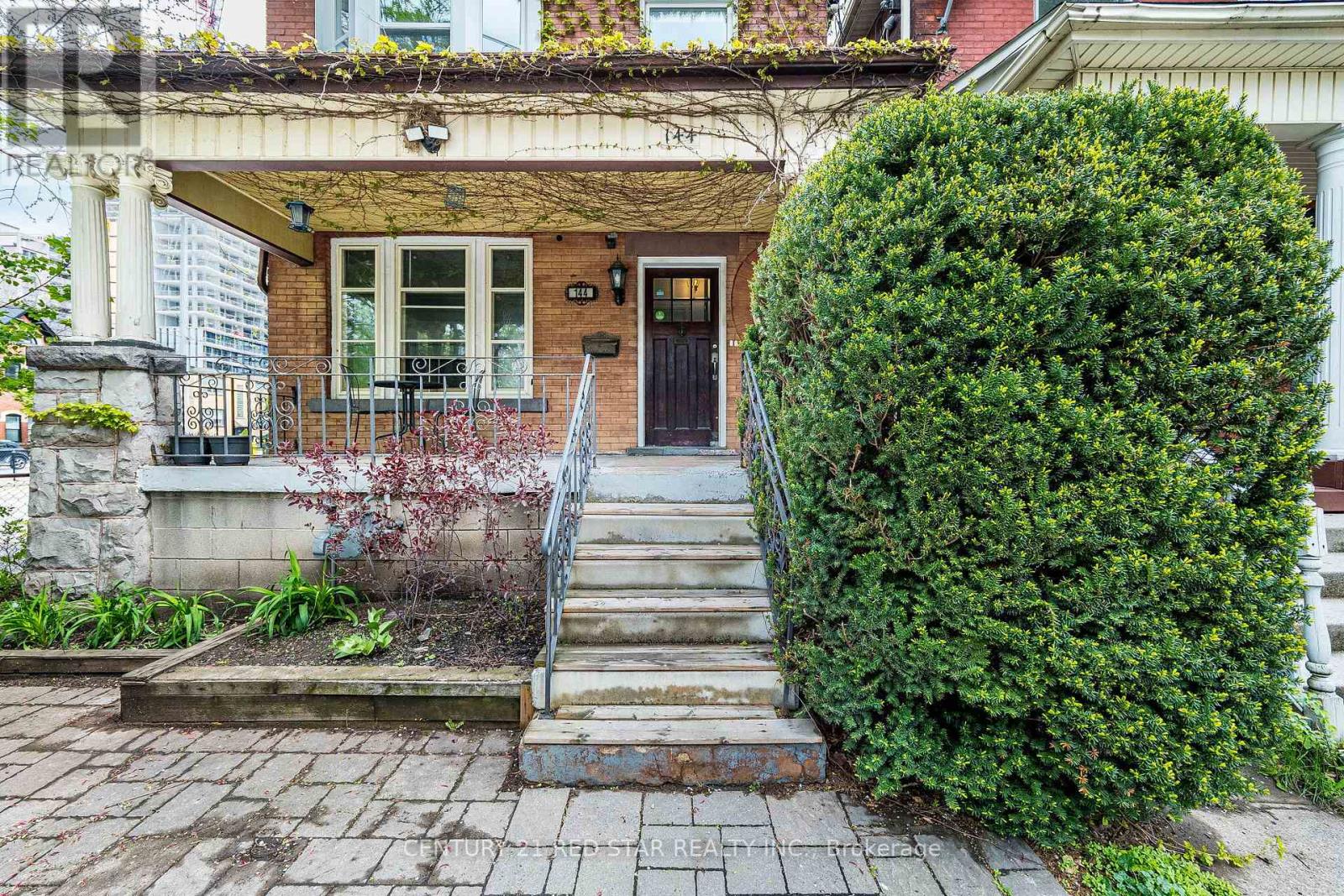 Upper - 144 Bold Street, Hamilton, Ontario  L8P 1V3 - Photo 2 - X13140324