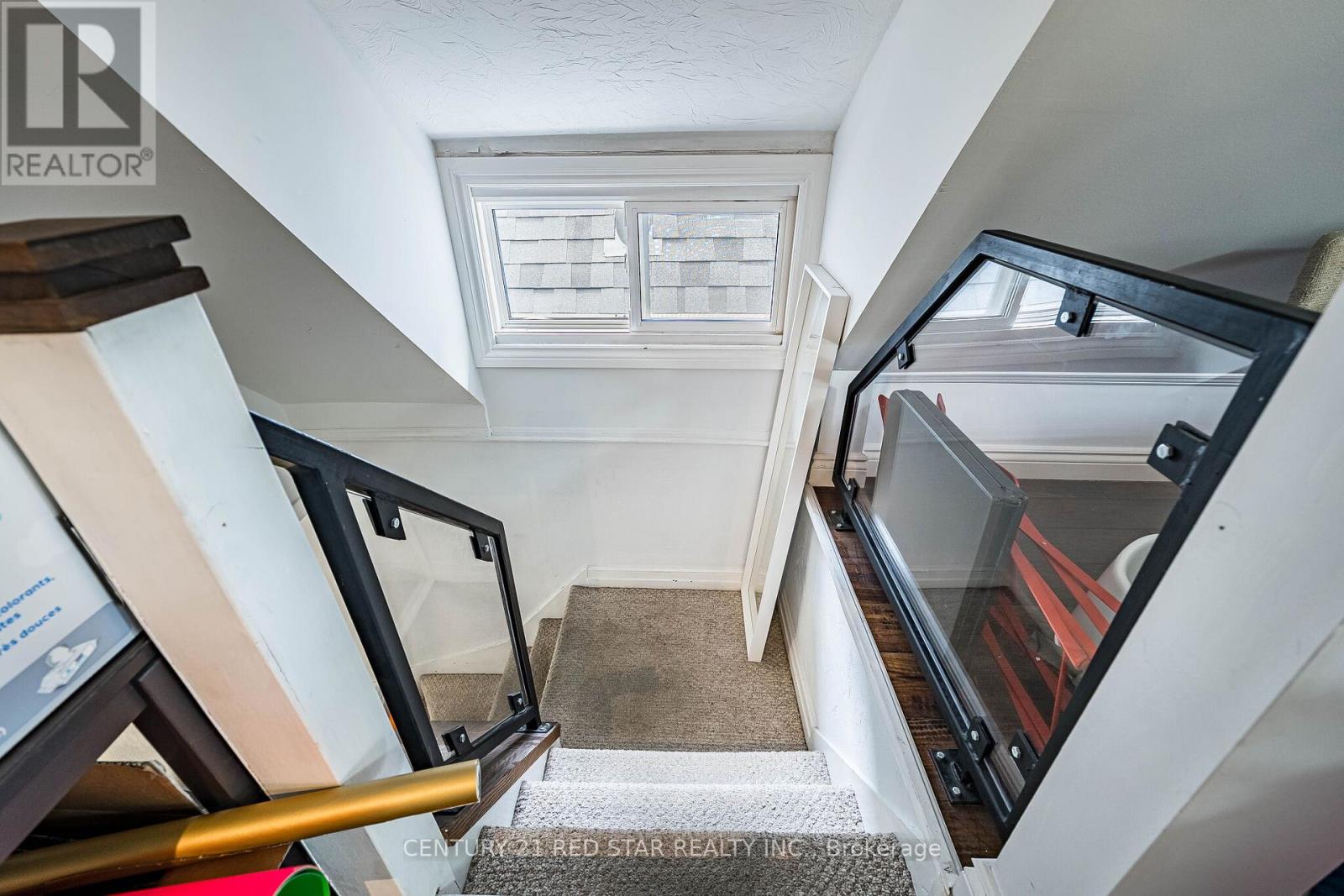 Upper - 144 Bold Street, Hamilton, Ontario  L8P 1V3 - Photo 32 - X13140324