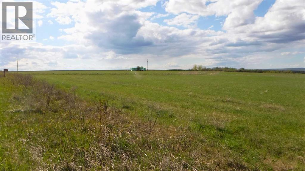 Township Road 702, Rural Greenview No. 16, Alberta T0H 3N0 - Photo 2 - A2284323