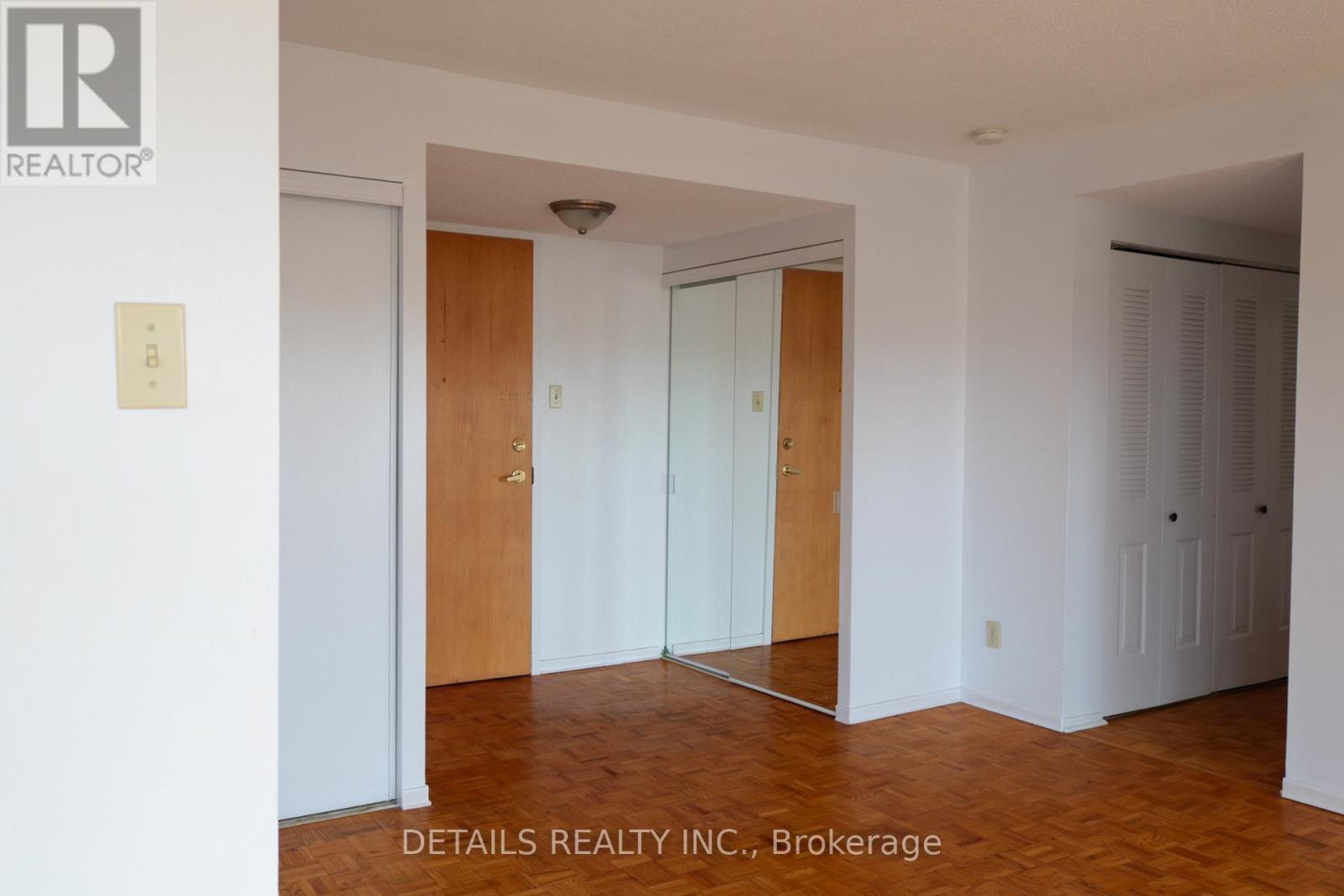 1009 - 2760 Carousel Crescent, Ottawa, Ontario  K1T 2N4 - Photo 5 - X13140332