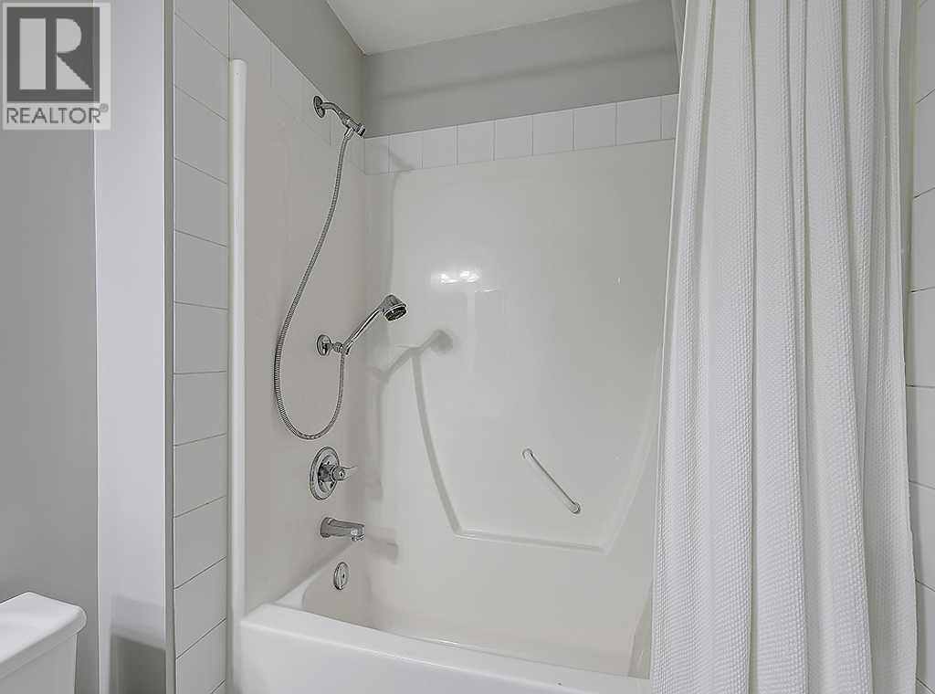558 Evermeadow Road SW, Calgary, Alberta  T2Y 4W9 - Photo 34 - A2310255
