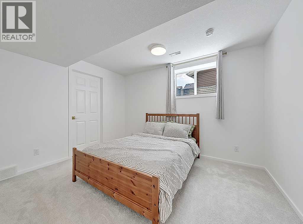 558 Evermeadow Road SW, Calgary, Alberta  T2Y 4W9 - Photo 40 - A2310255