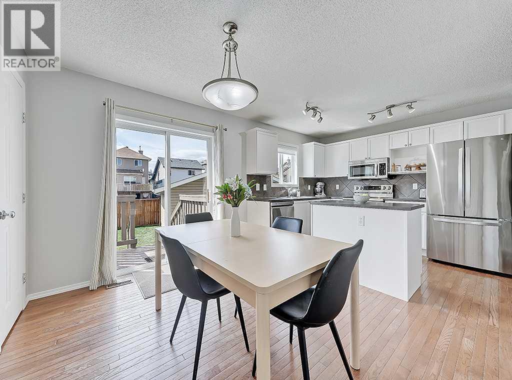 558 Evermeadow Road SW, Calgary, Alberta  T2Y 4W9 - Photo 15 - A2310255