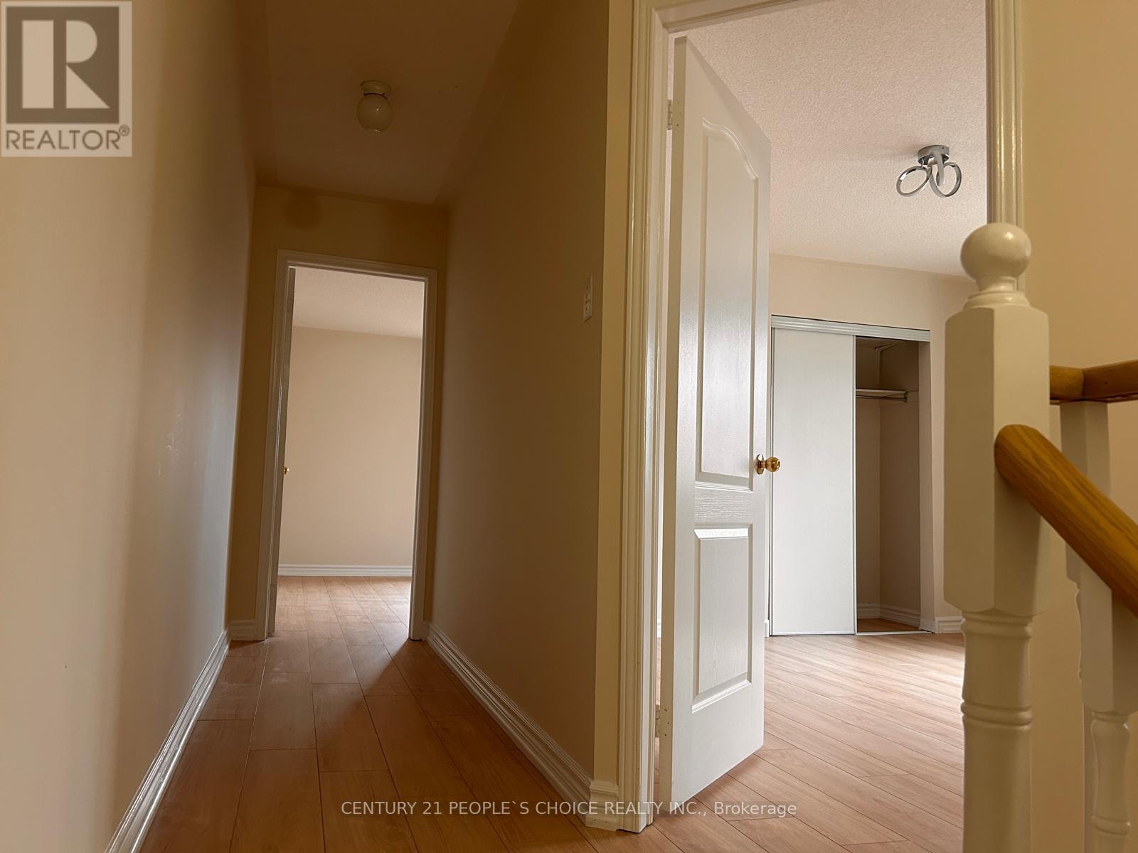 6885 Tassel Crescent, Mississauga, Ontario  L5W 1G9 - Photo 13 - W13140336