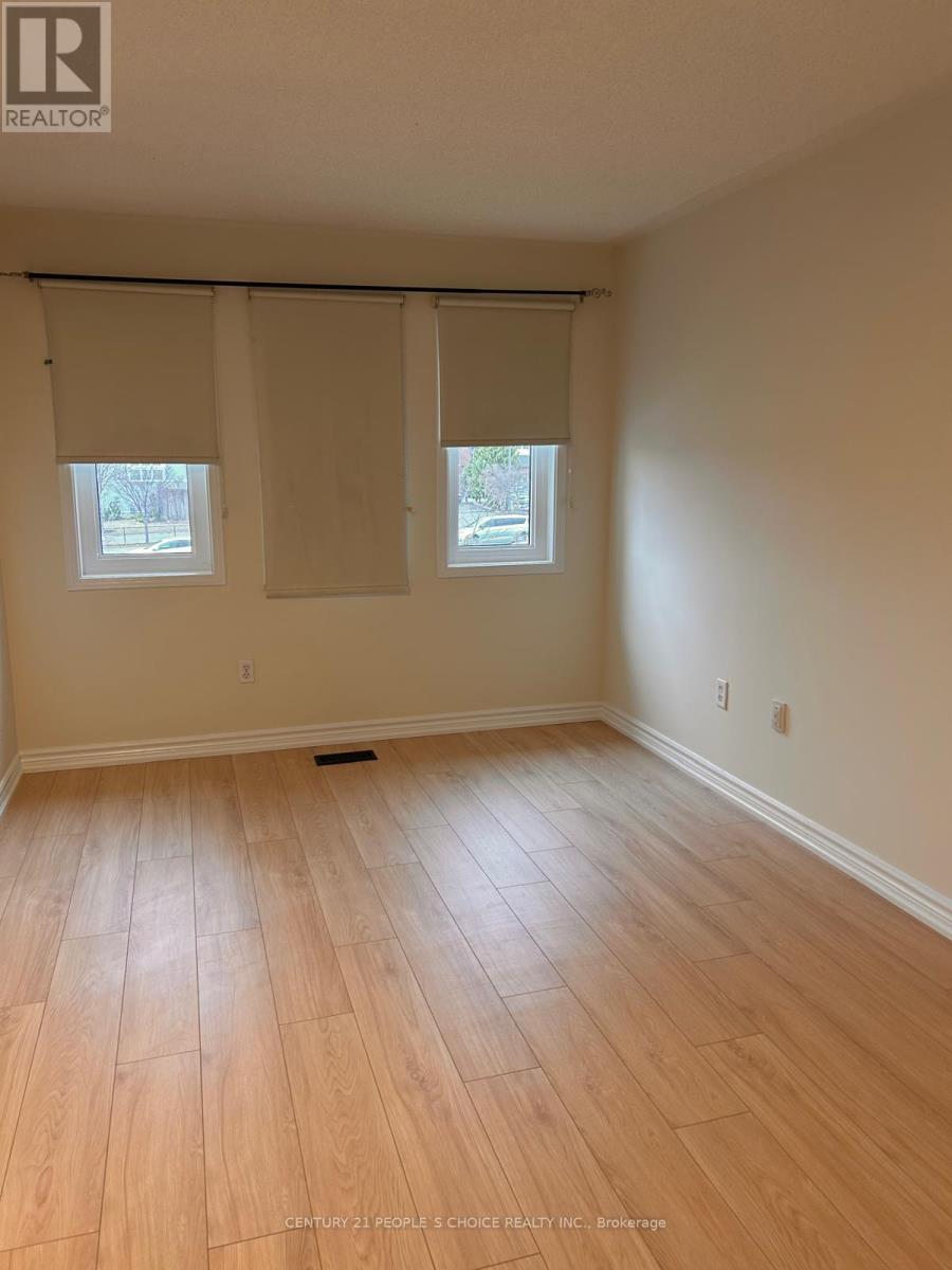 6885 Tassel Crescent, Mississauga, Ontario  L5W 1G9 - Photo 18 - W13140336