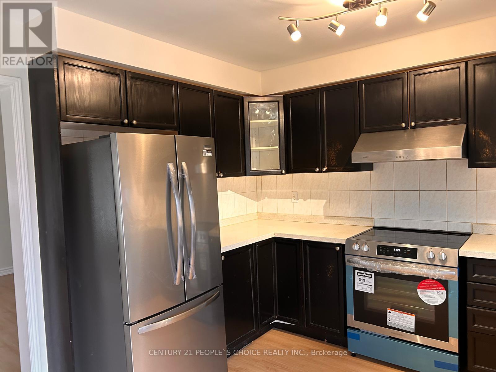 6885 Tassel Crescent, Mississauga, Ontario  L5W 1G9 - Photo 6 - W13140336