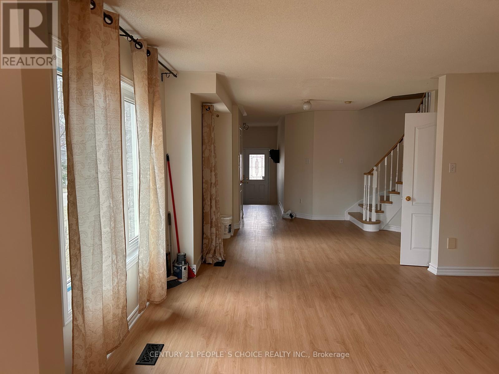 6885 Tassel Crescent, Mississauga, Ontario  L5W 1G9 - Photo 7 - W13140336